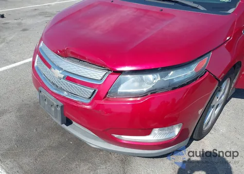 2013 Chevrolet Volt z USA, uszkodzony, nr VIN 1G1RE6E42DU143241